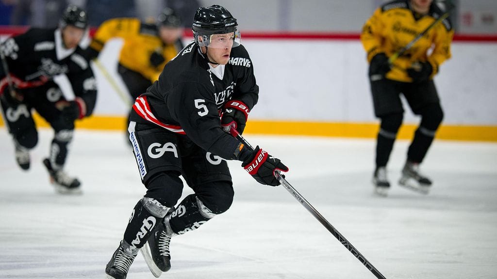 Petteri Sihvonen ennustaa Liigan joukkueiden sijoitukset