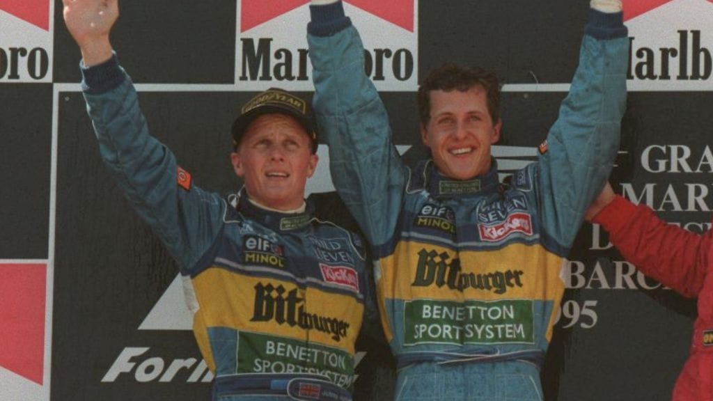 Johnny Herbert ja Michael Schumacher toimivat F1-tallikavereina Benettonilla 1990-luvun puolivälissä.