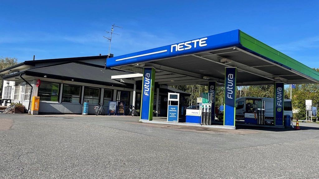 Tuoreet pakotteet vaikuttavat Nesteen Suomen-toimintoihin, mutta niillä ei odoteta olevan olennaista taloudellista merkitystä.