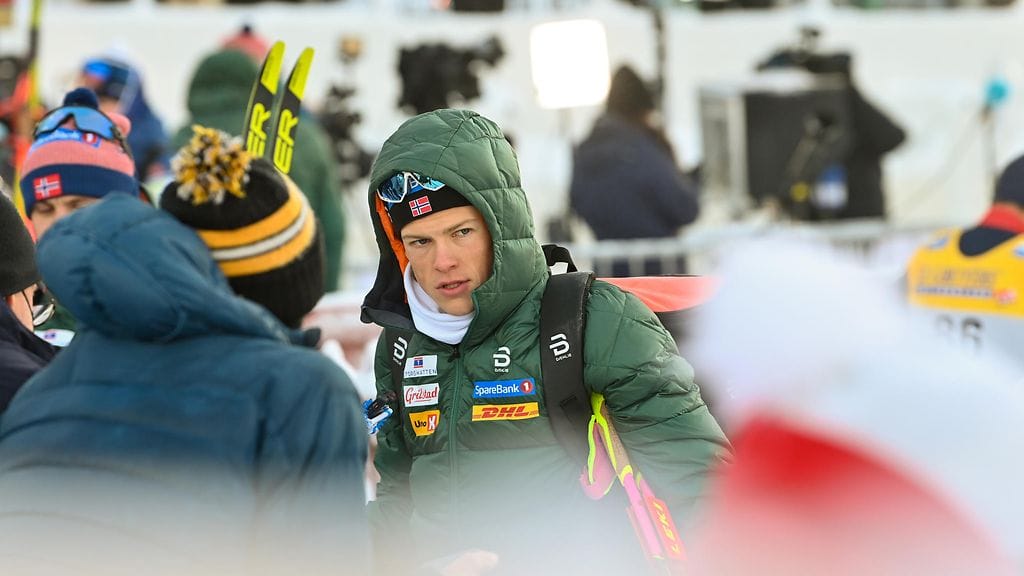 Johannes Kläbo harjoittelee maajoukkueen ulkopuolella.