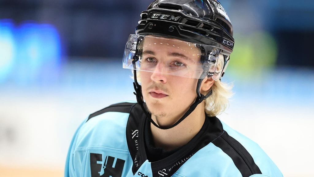 Pelicans tekee 1-2 maalin