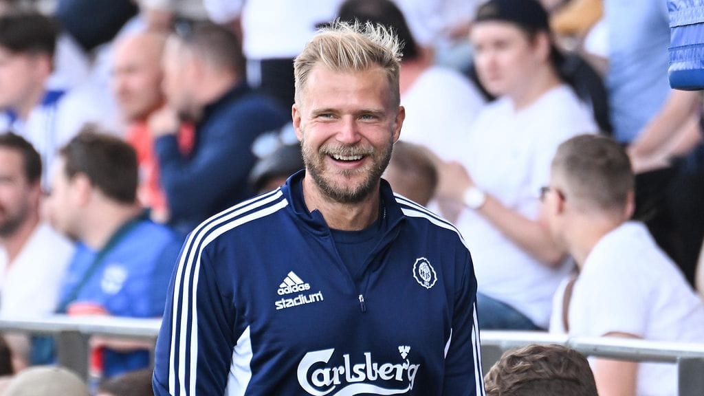 Arajuuri edusti rikkonaiseksi jääneellä kaudella 2022-2023 Helsingin Jalkapalloklubia.