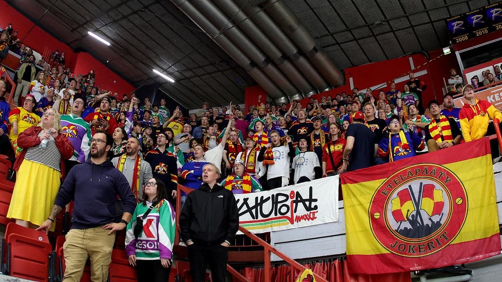 Jokerien ympärillä on ollut vipinää Mestis-paluun jälkeen. Nyt tie SM-liigaan näyttää erittäin kiviseltä.