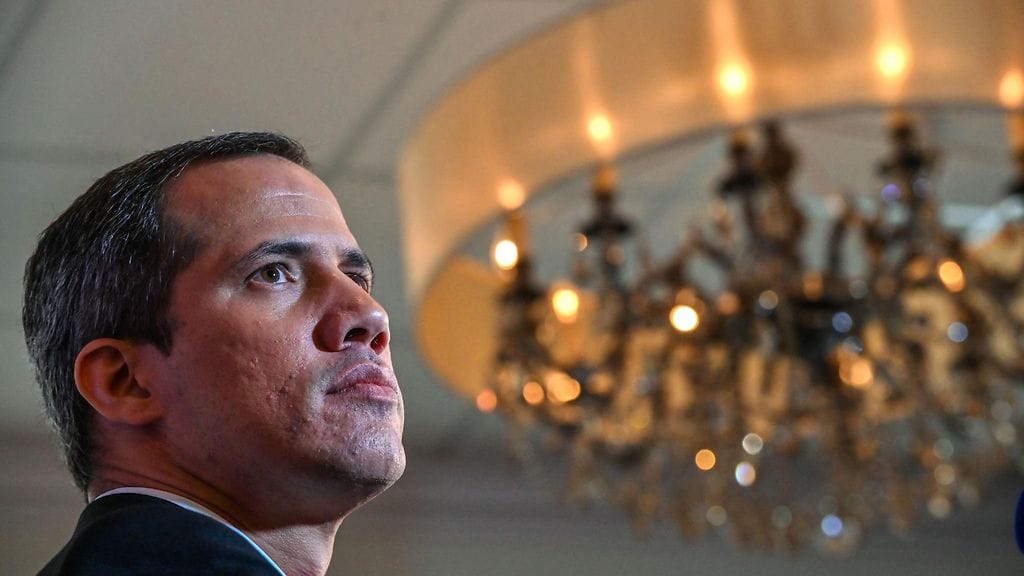 Juan Guaido on sanonut pelkäävänsä, että hänelle käy samalla tavalla kuin venäläiselle oppositiopoliitikolle Aleksei Navalnyille.