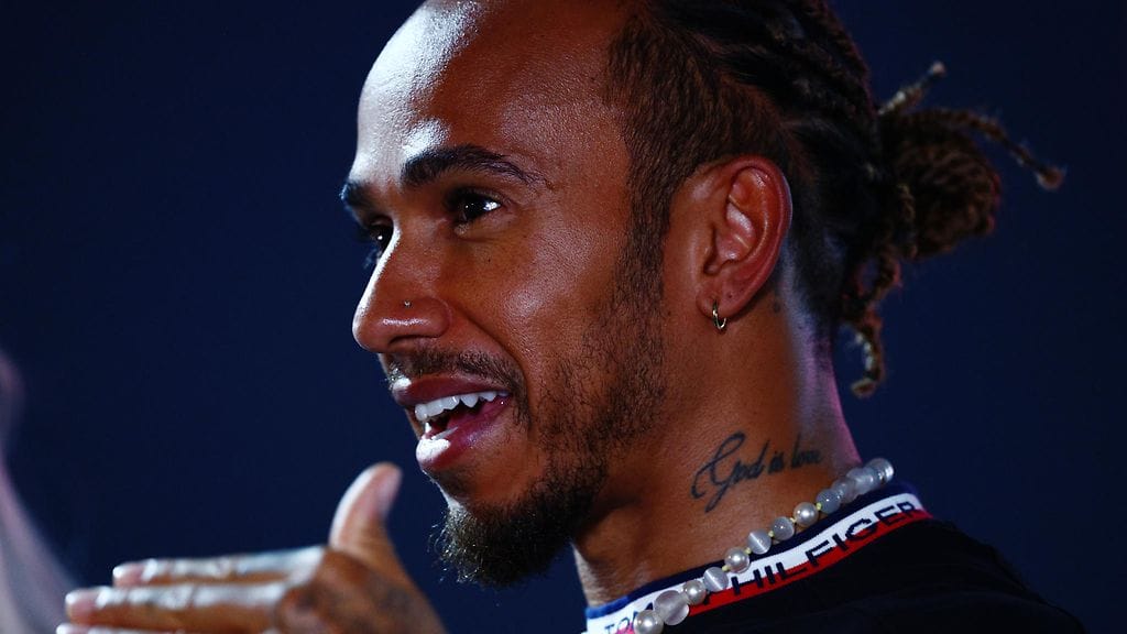 Lewis Hamilton tunnetaan kannanotoistaan ihmisoikeuksien puolesta.