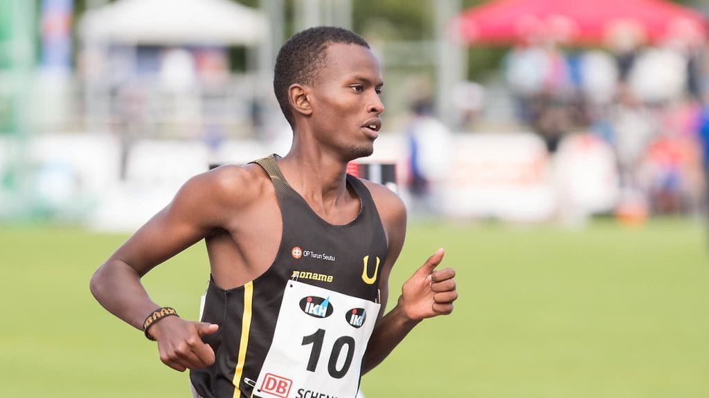 Mustafe Muuse paransi ennätystään yli minuutilla Münchenin 10 kilometrillä.