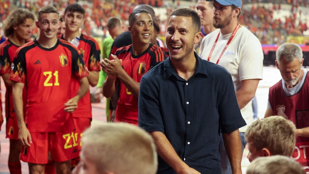 Eden Hazardia juhlistettiin Belgian EM-karsintaottelussa Itävaltaa vastaan kesäkuussa.