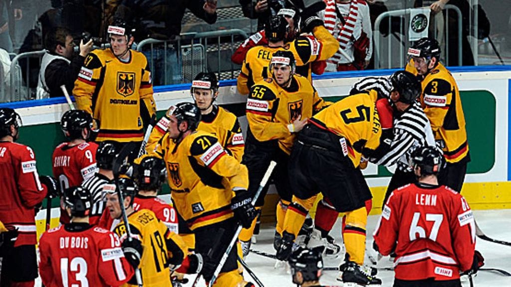 Saksa ja Sveitsi joukkotappelussa, kuva: Thorsten Wagner/Bongarts/Getty Images