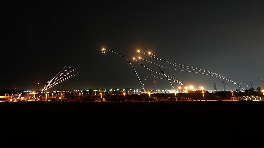 AOP Israelin Iron Dome