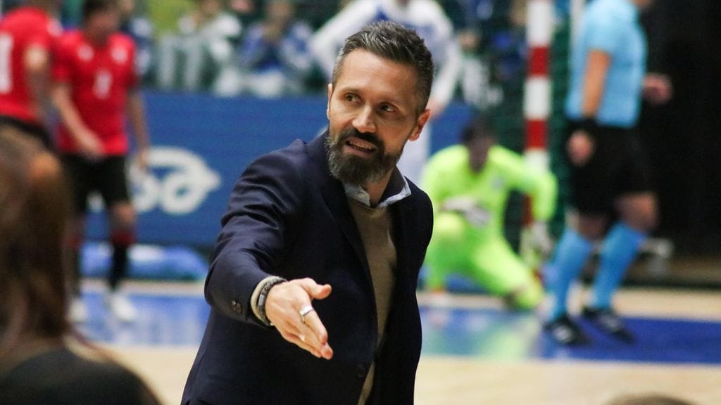 Sergio Gargelli luotsaa Suomen futsalmaajoukkuetta.