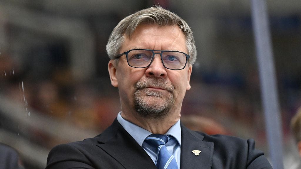 Jukka Jalonen ja Ari Vallin kommentoivat SM-liigakarsintojen paluuta