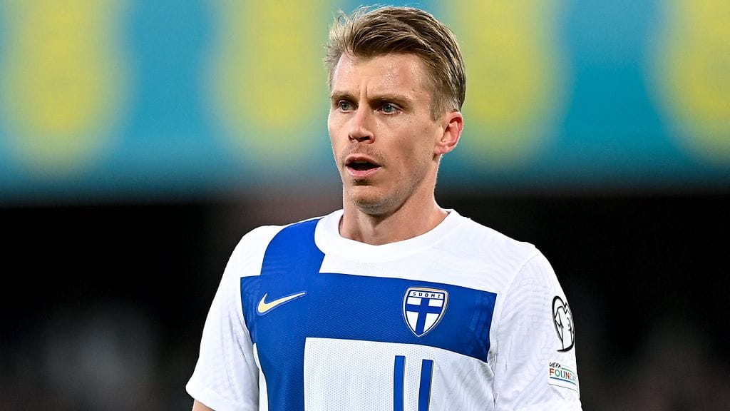 Rasmus Schüller ei ole pelikunnossa tiistaisessa Kazakstan-ottelussa.