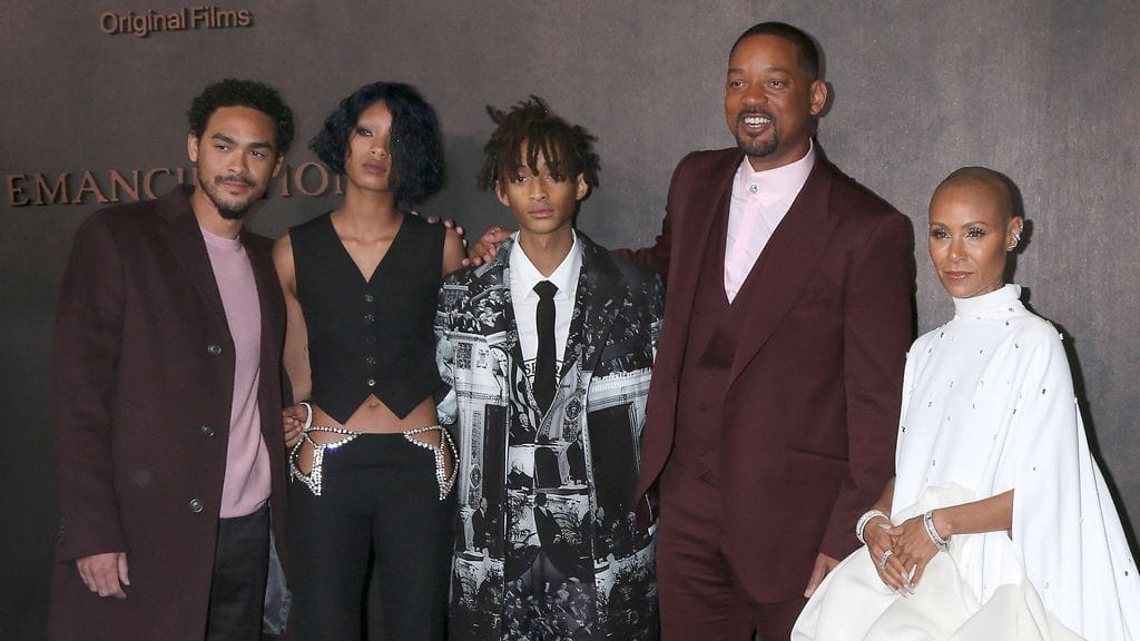 Lähde kertoo, mitä Will Smithin ja Jada Pinkett Smithin lapset tuumaavat vanhempiensa suhdetta ympäröivästä kohusta.
