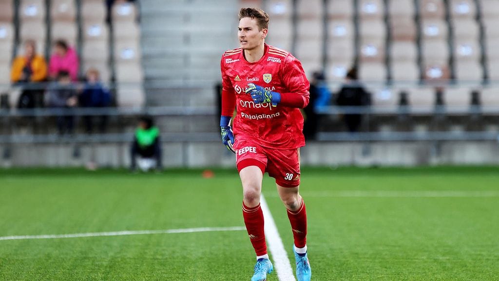 Markus Uusitalo, 26, lopettaa pelaajauransa.