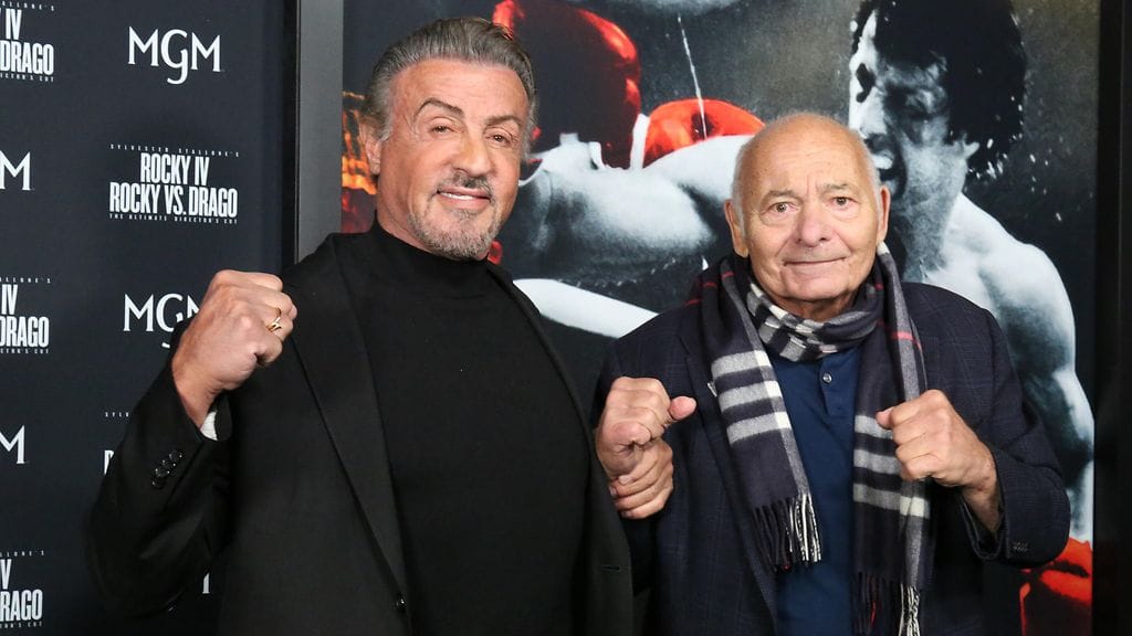 Sylvester Stallone (vas.) ja Burt Young näyttelivät Rocky-elokuvissa.