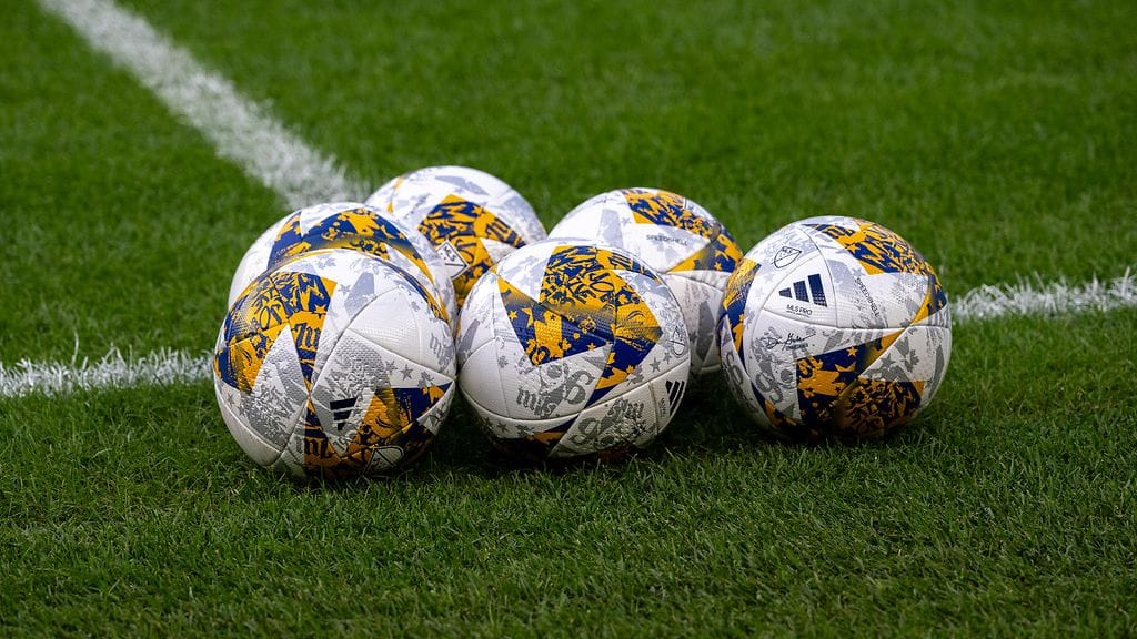 KTP putoaa ensi kaudeksi Ykkösliigaan. IFK Mariehamn karsii liigapaikastaan.