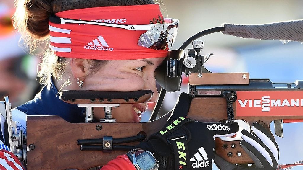 Daria Virolaisen äiti kuoli.