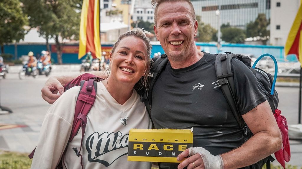 amazing_race_suomi_kausi_1_jakso_4_jukka_rasila_mirva_nieminen_02_kuvaaja_pier_laurenza_12