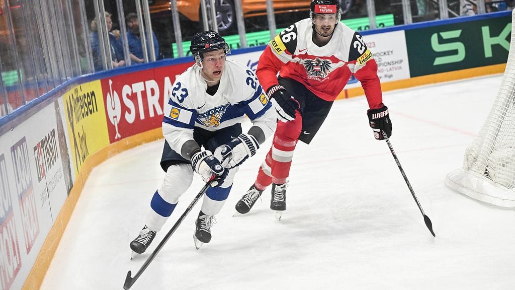 Nikolas Matinpalo (kuvassa vasemmalla).