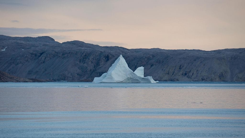 Tutkijat ovat havainneet Kanadan Baffininsaaren vulkaanisissa kivissä yllättävän paljon heliumin harvinaista versiota helium-3:a.