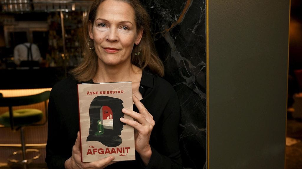 Norjalaiskirjailija Åsne Seierstad vieraili Helsingin kirjamessuilla kuluneena viikonloppuna.