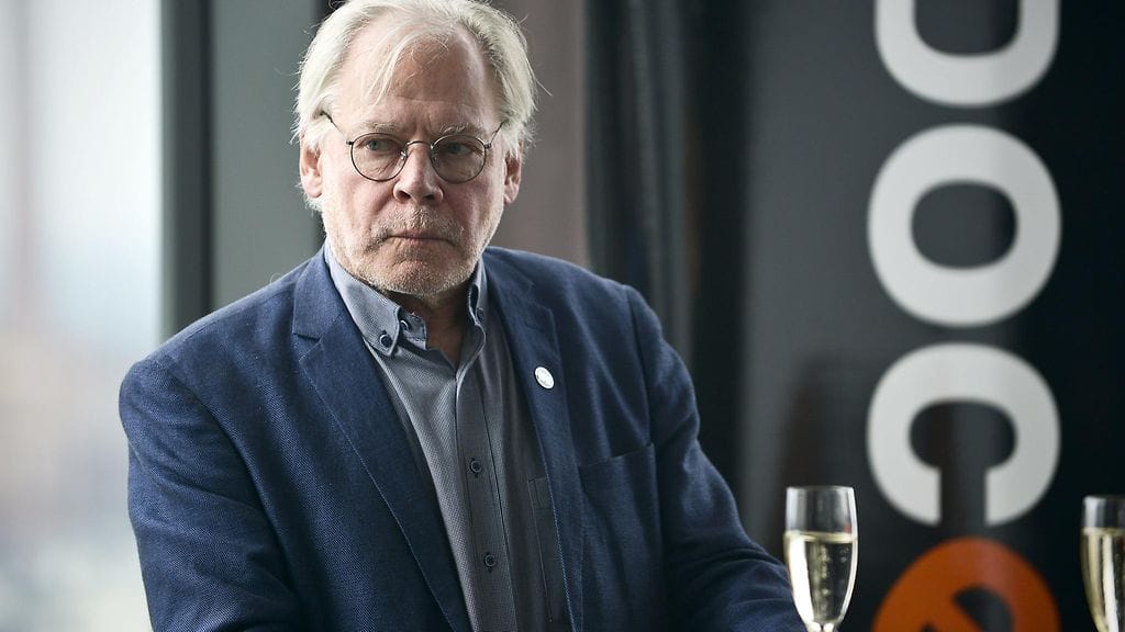 Elokuvaohjaaja Lauri Törhösen tekemä väitöskirja hyväksyttiin, vaikka siitä puuttuu kokonaan lähteet.