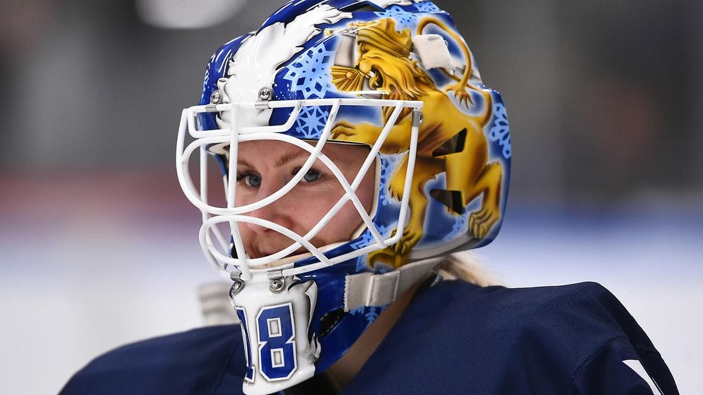 Meeri Räisänen on tuttu kasvo Suomen naisten jääkiekkomaajoukkueesta.