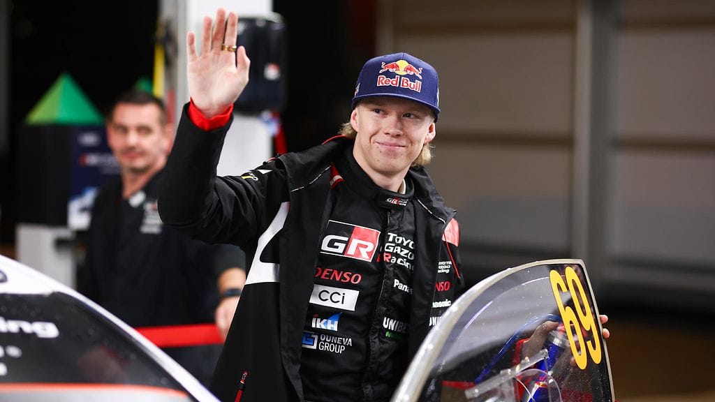 Tähtikuskit kuvailivat Kalle Rovanperää yhdellä sanalla – Thierry Neuvillen vastaus huvittaa