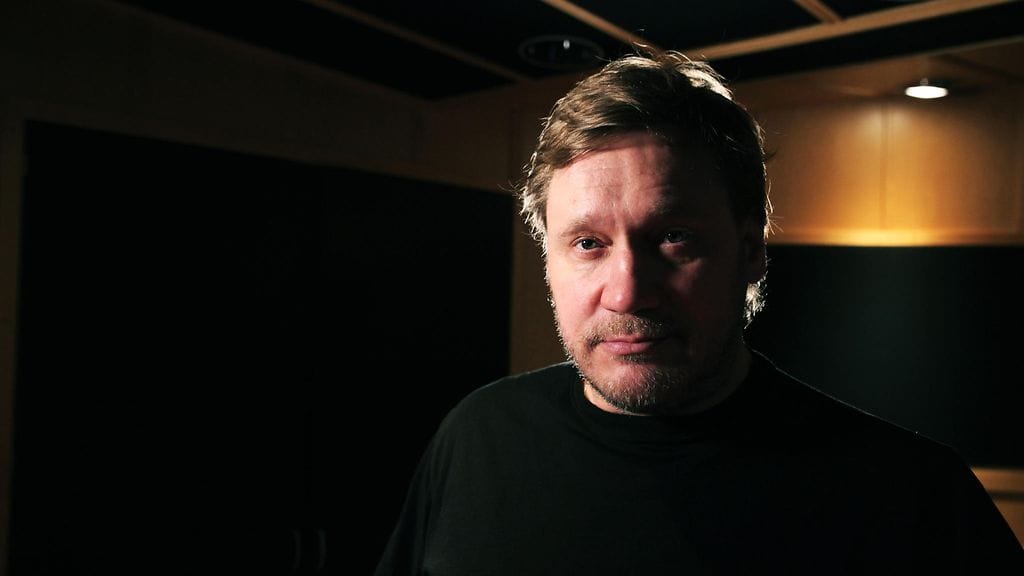 Ame Uusitalo toimi Samuli Edelmannin (kuvassa) miksaajana.