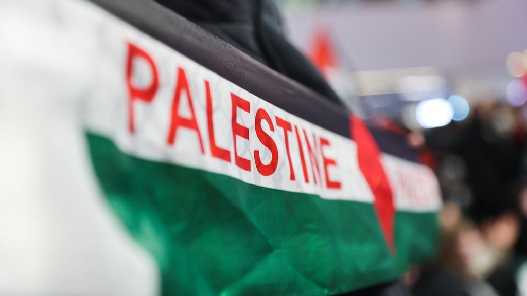 HS:n kyselyssä lähes puolet vastaajista kannattaa Palestiinan valtion tunnustamista.