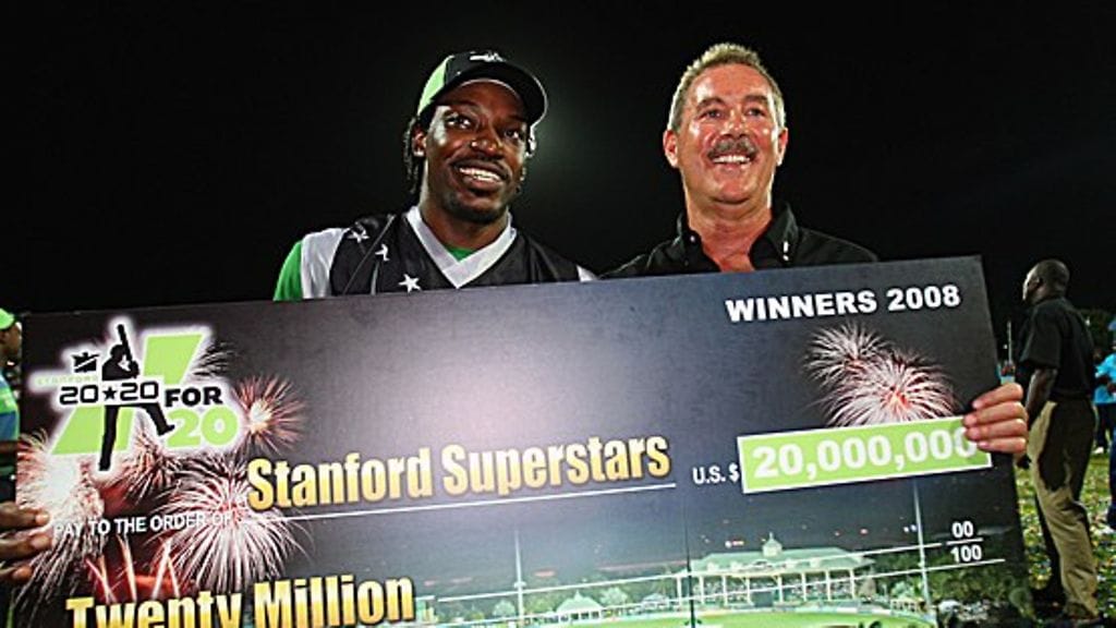 Chris Gayle ja Allen Staford, kuva: Tom Shaw/Getty Images