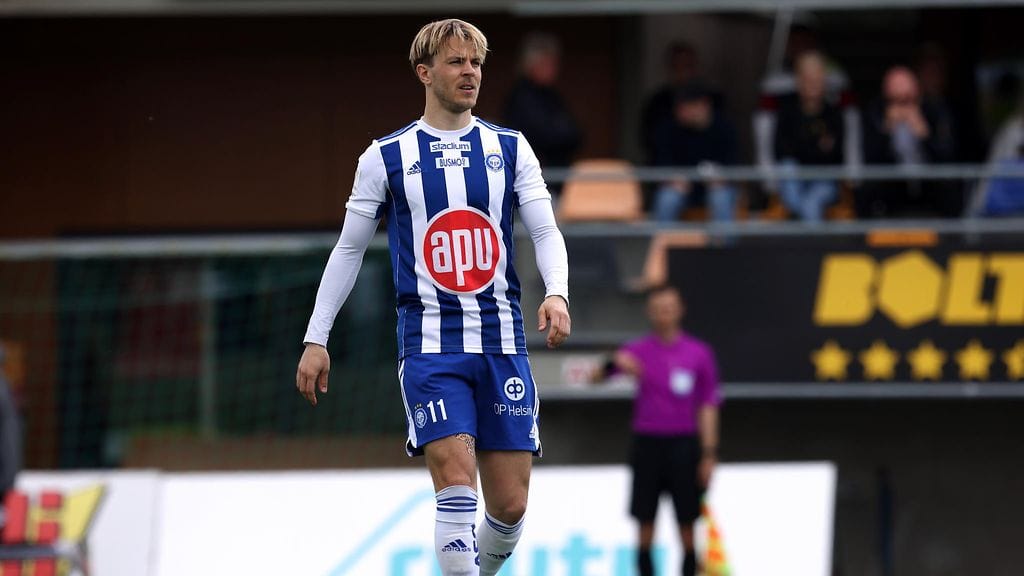 Maalitykki Roope Riski siirtyy HJK:sta Ilvekseen.