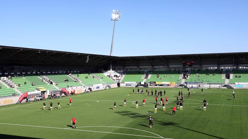 VPS pelaa kotiottelunsa Hietalahden stadionilla.