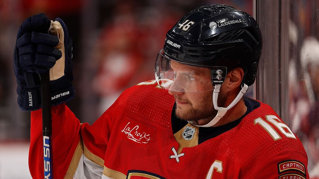 Barkov syötti voittomaalin ja iski itse avauserässä.