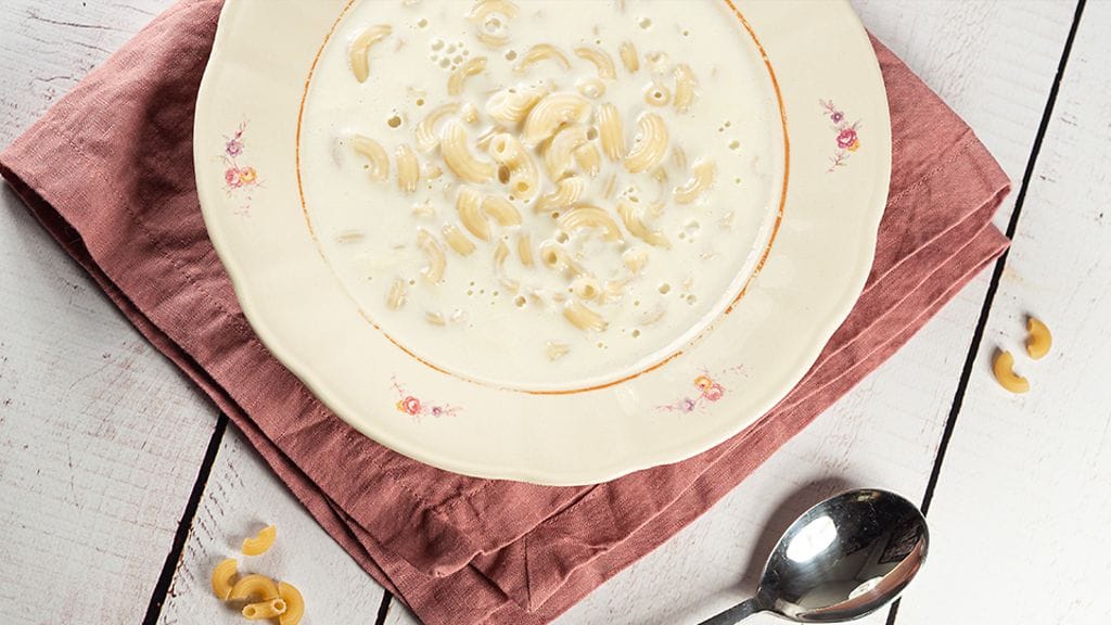 Makaronivelli vie muistoihin menneille vuosikymmenille.