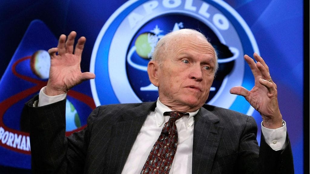 95-vuotiaana Frank Borman johti ensimmäistä Kuun lähelle tehtyä miehitettyä lentoa.