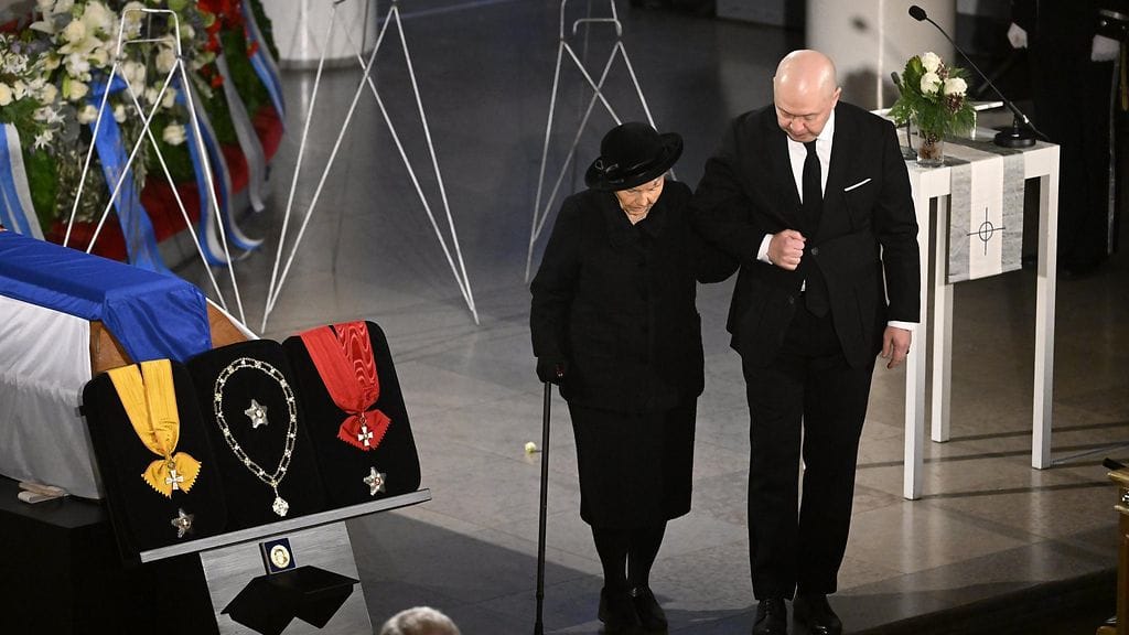 LK Ahtisaaren hautajaiset Marko ja Eeva 3 10112023