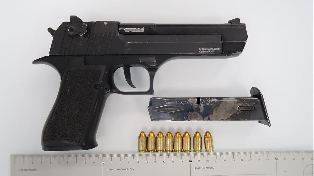 takavarikoitu-pistooli, poliisin kuvaa