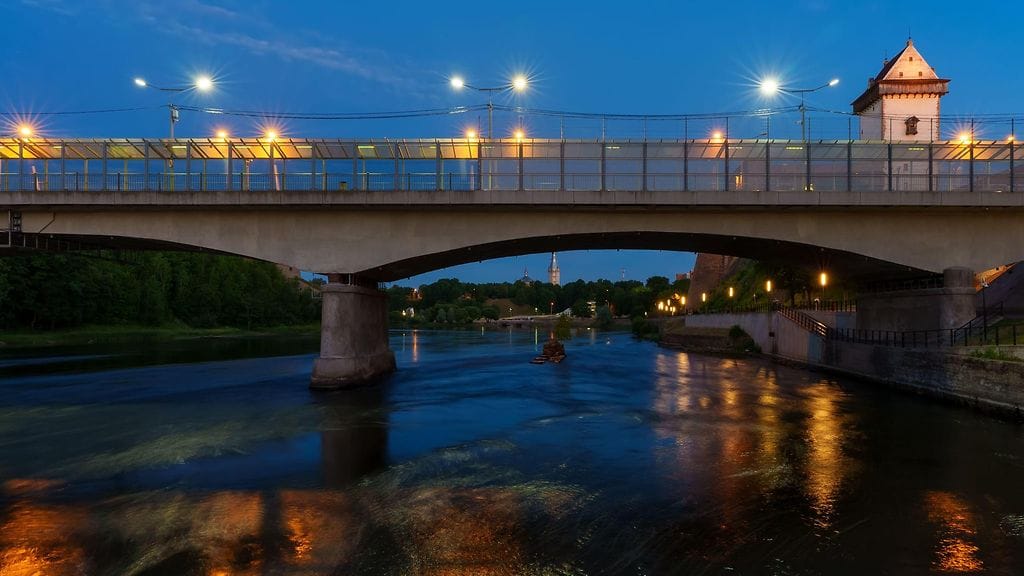 Viron ja Venäjän välinen rajasilta Narvassa.
