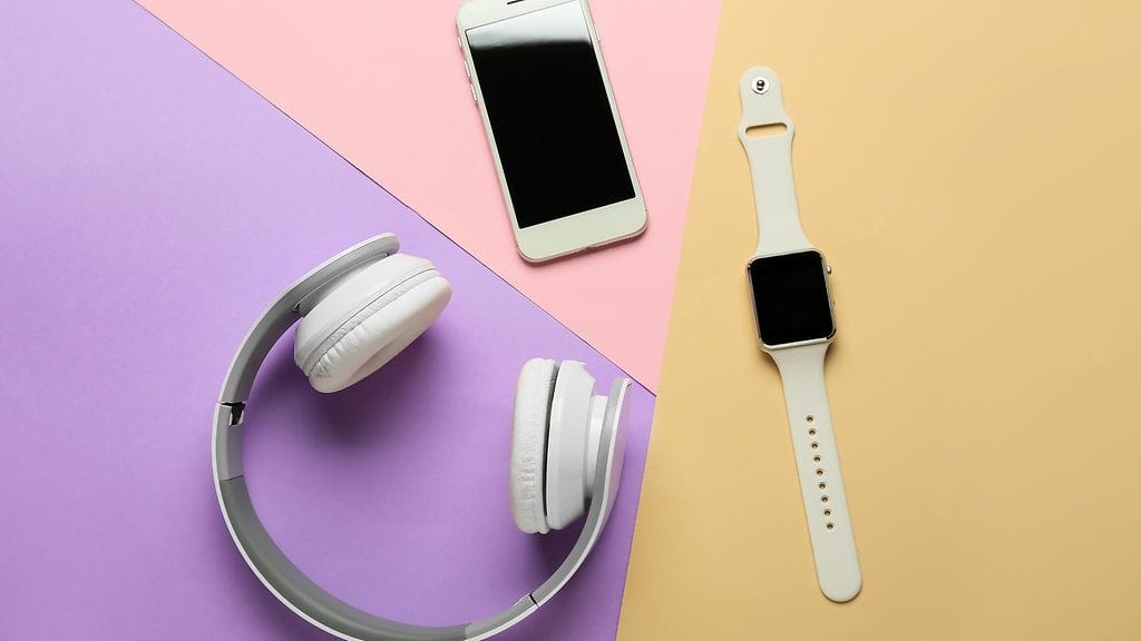 kuulokkeet, älypuhelin, älykello