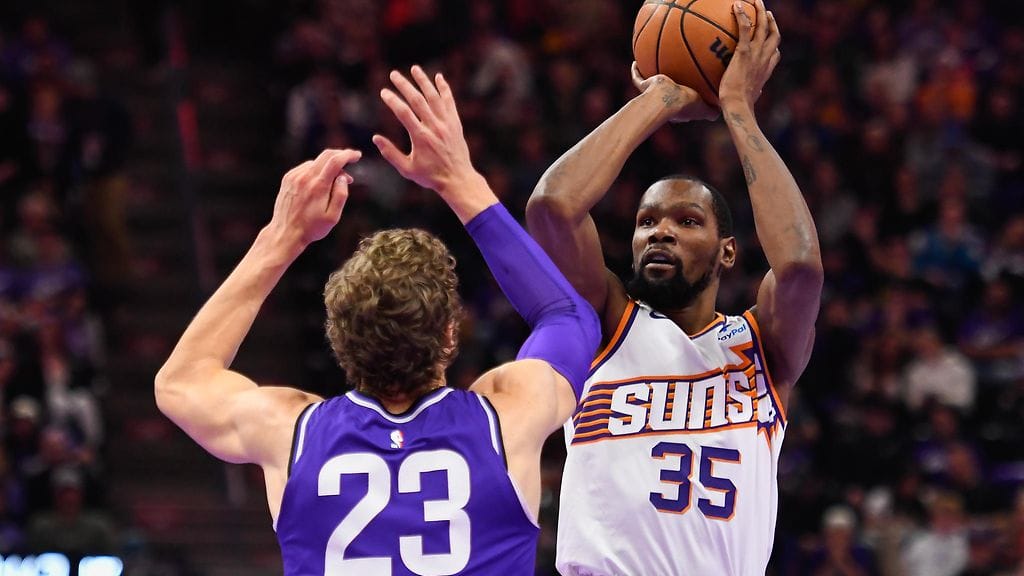 Phoenix Sunsin Kevin Durant on nyt PSG:n osaomistaja.