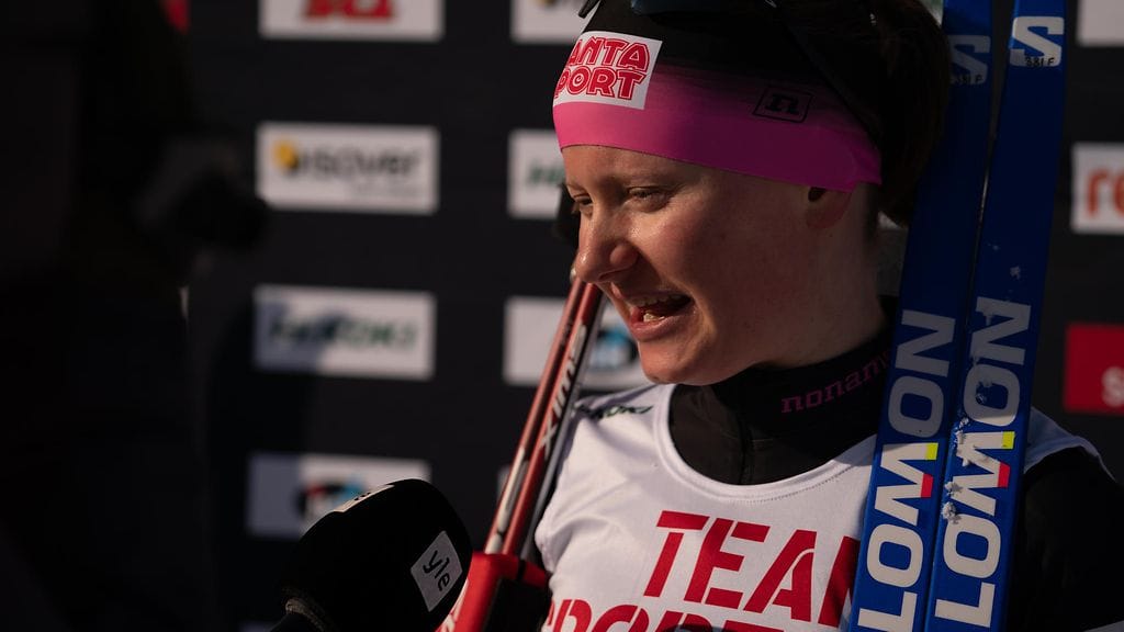 Johanna Matintalo SM-hiihdoissa maaliskuussa 2023.