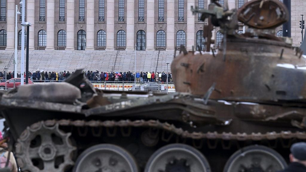 panssarivaunu ja suomenvenäläiset