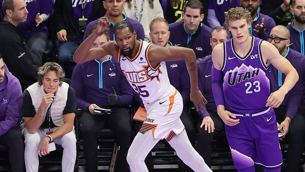 Kevin Durantin Suns ja Lauri Markkasen Jazz kohtasivat kahdesti peräkkäin NBA:ssa.