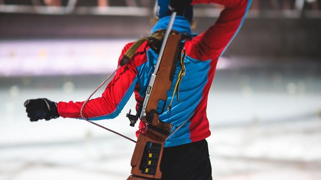 Venäjän maajoukkueampumahiihtäjillä on uudenlaiset asut. Arkistokuva.