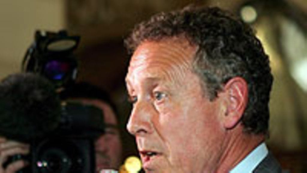 Guy Drut, kuva: EPA/OLIVIER HOSLET