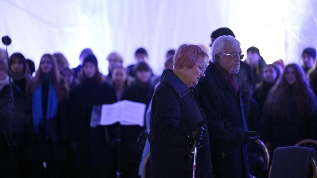 2511 LK TARJA HALONEN PERTTI ARAJÄRVI