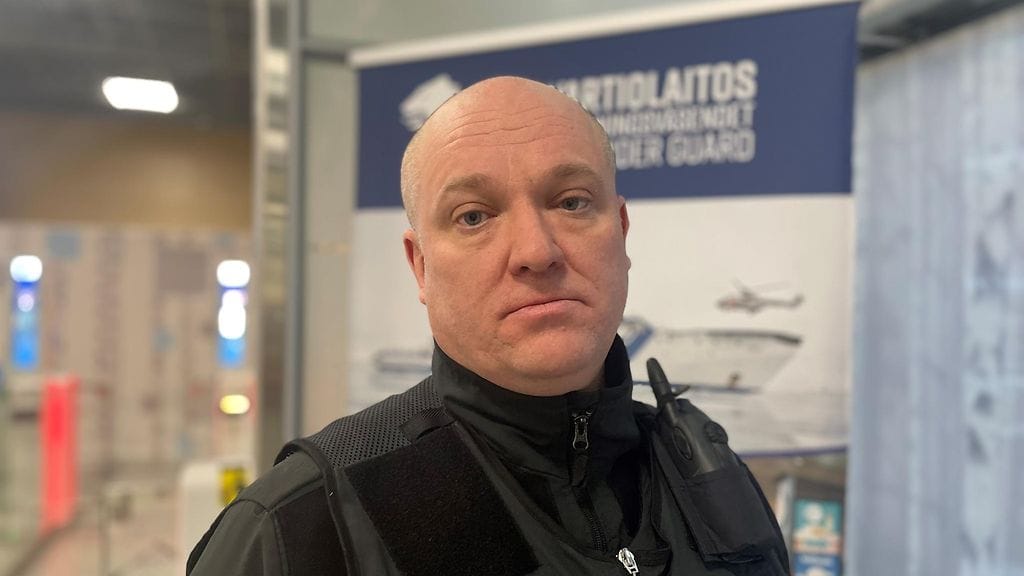 Mikko Hirvi komentaja, Suomenlahden merivartioston apulaiskomentaja