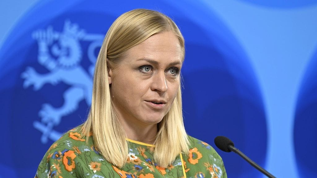 Ulkoministeri Elina Valtonen edustaa Suomea EU:n ulkoministerien kokouksessa Brysselissä