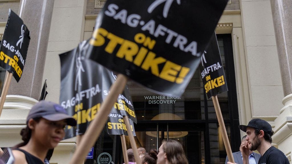 Näyttelijöiden liitto SAG-AFTRA aloitti lakkonsa heinäkuussa.